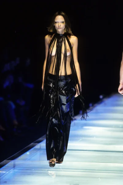 Look 28